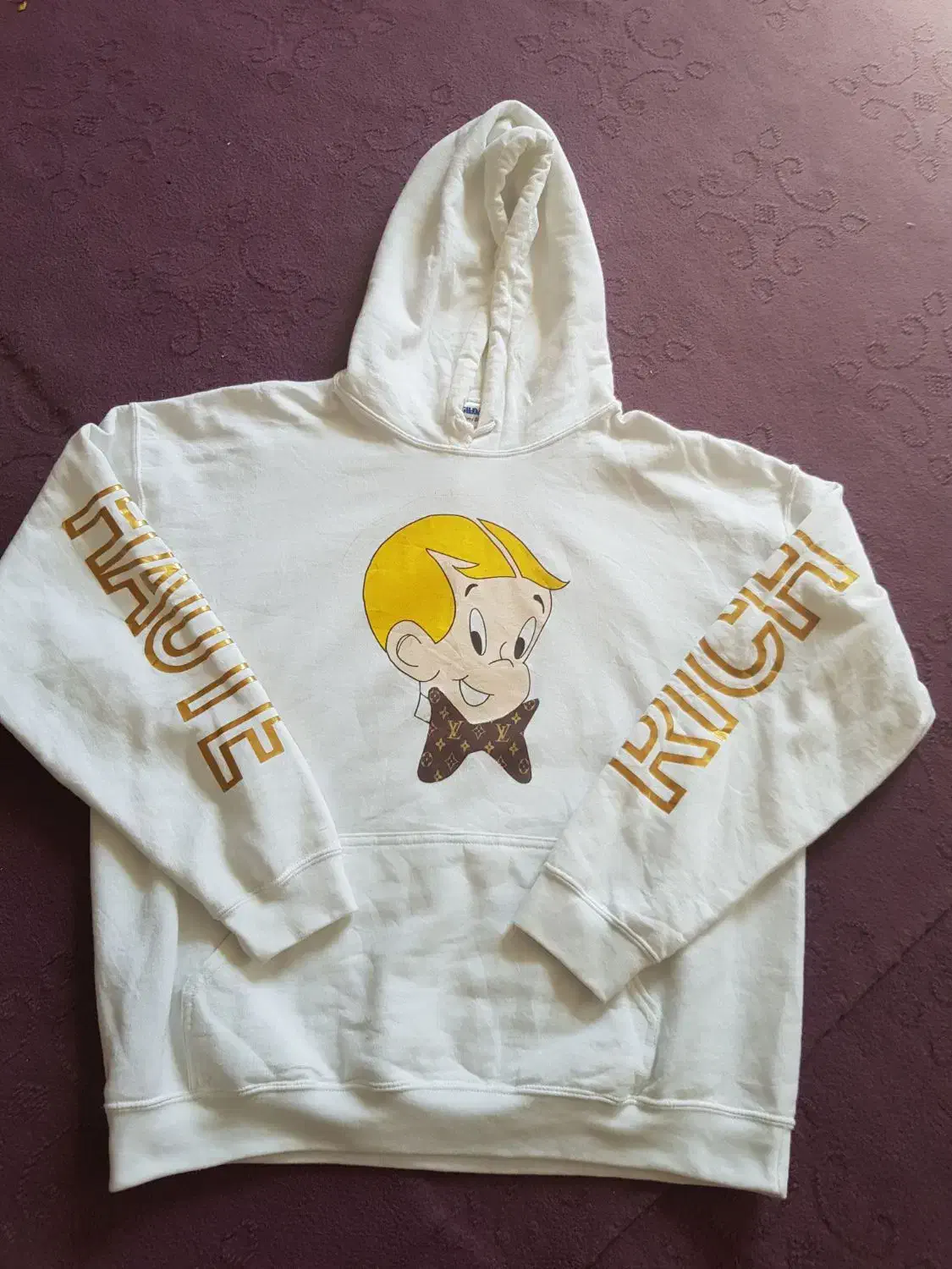 هودی مارک|لباس|نقده, |دیوار