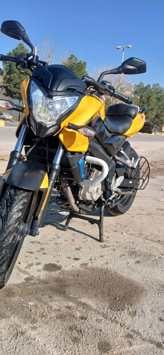 ns200|موتورسیکلت|صدرا-فارس, فاز ۱|دیوار