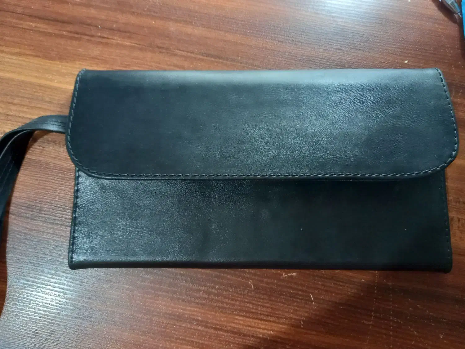 کیف کاملا چرمی کوچک دستی|کیف، کفش، کمربند|کرج, دولتآباد|دیوار