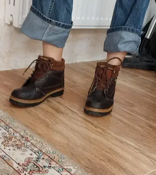 کفش کوهنوردی|کیف، کفش، کمربند|اصفهان, بهارستان|دیوار