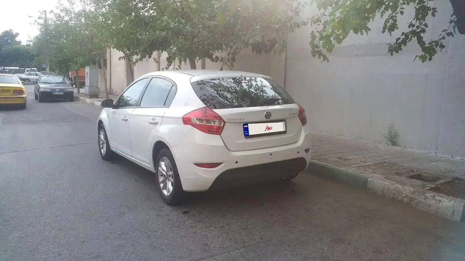 برلیانس ۳۲۰|خودرو سواری و وانت|تهران, وصفنارد|دیوار