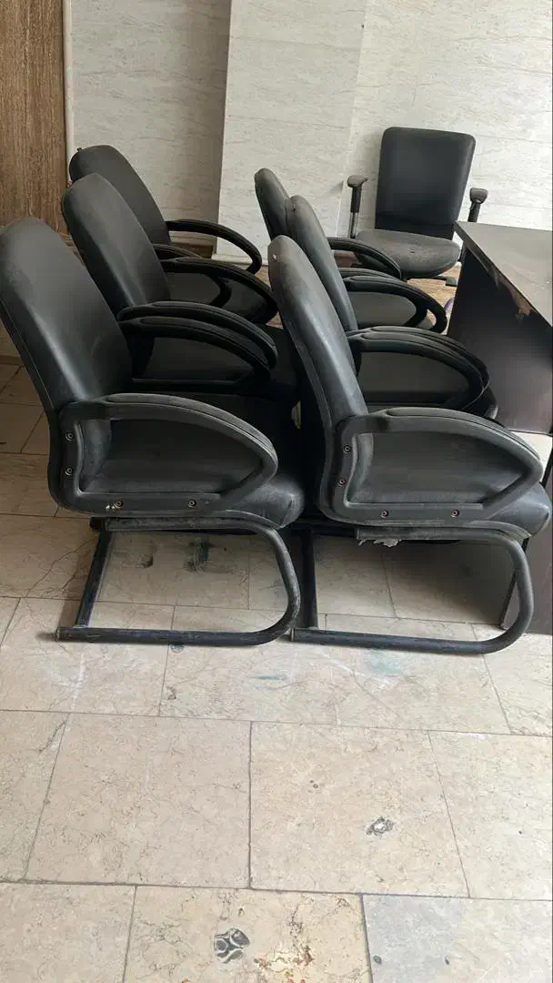 صندلی اداری نیلپر|دفتر کار|رشت, گلباغ نماز|دیوار