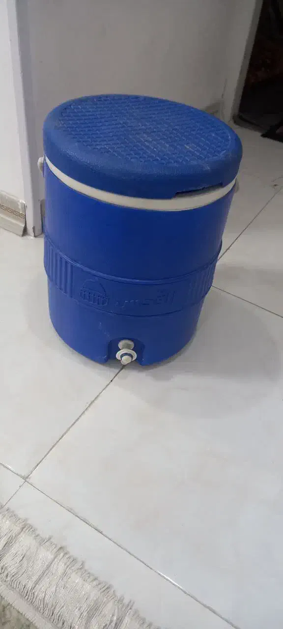 کلمن سالم|آب‌چکان و نظم‌دهنده ظروف|مشهد, حجاب (شهرک غرب)|دیوار