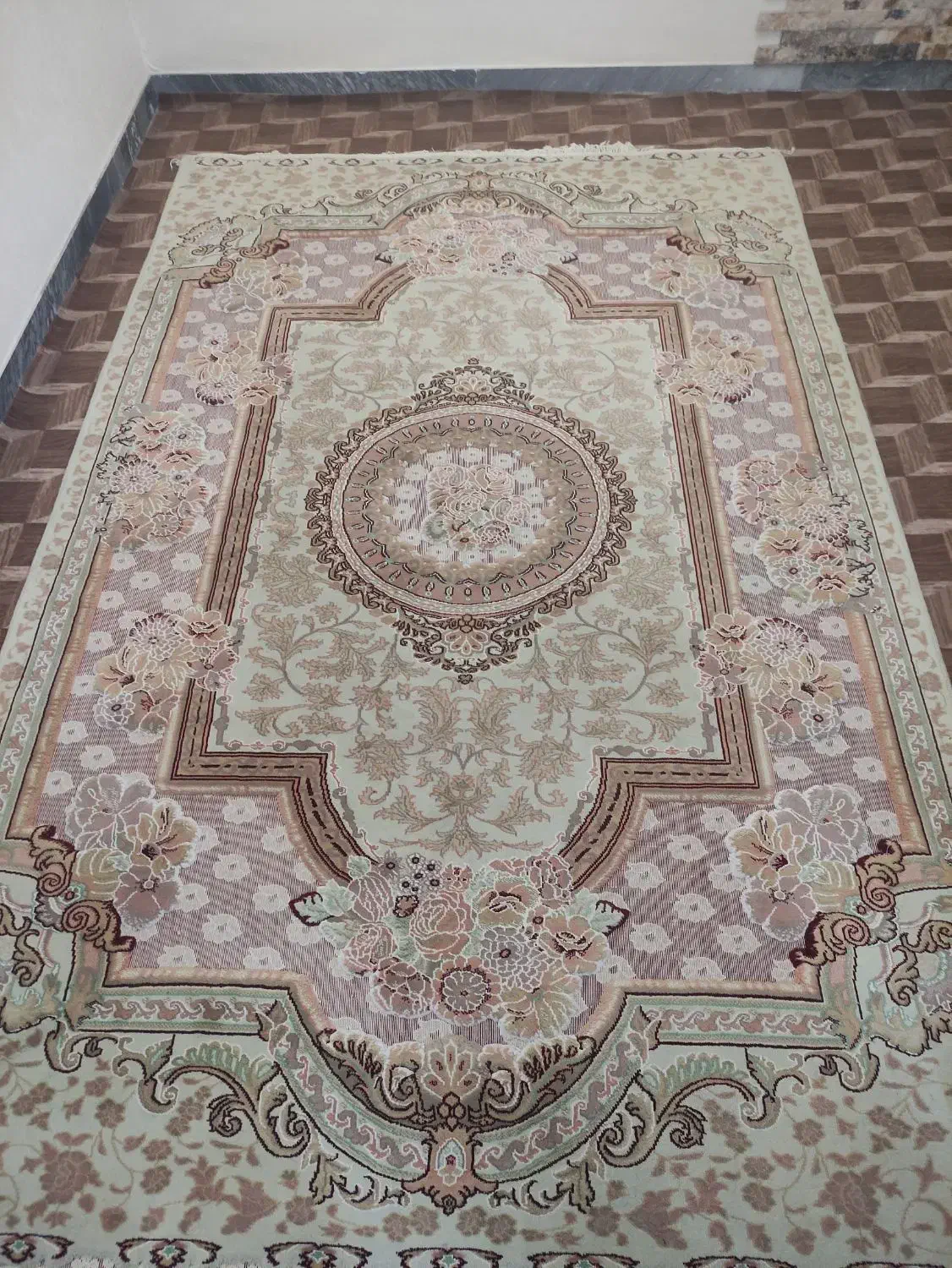 فرش برجسته نخ|فرش|شهریار, دهشاد پائین|دیوار