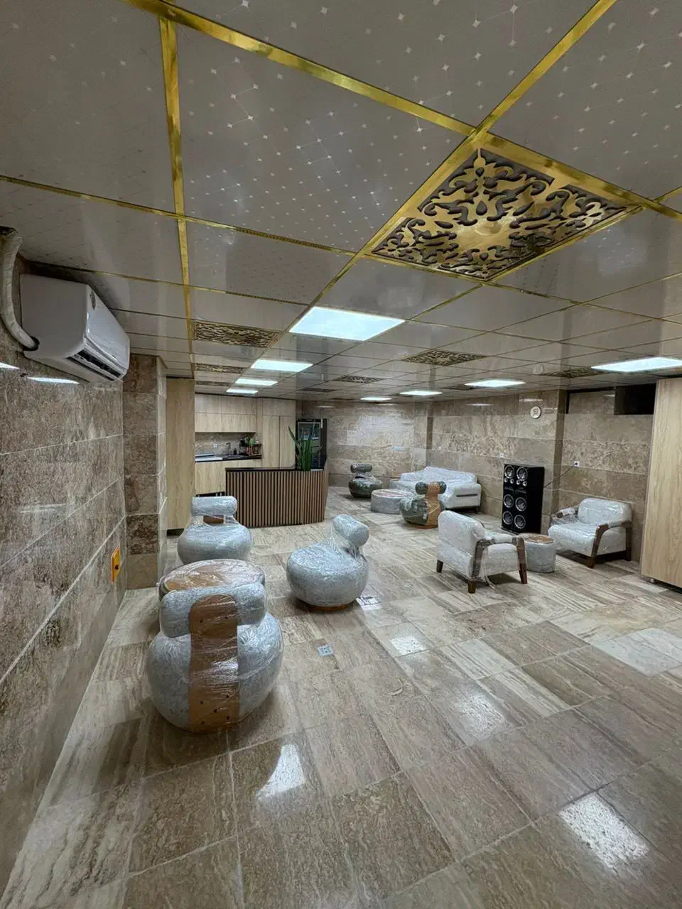 وسایل کافه و فست فود در حد نو|مبلمان خانگی و میز عسلی|قم, زنبیل آباد|دیوار