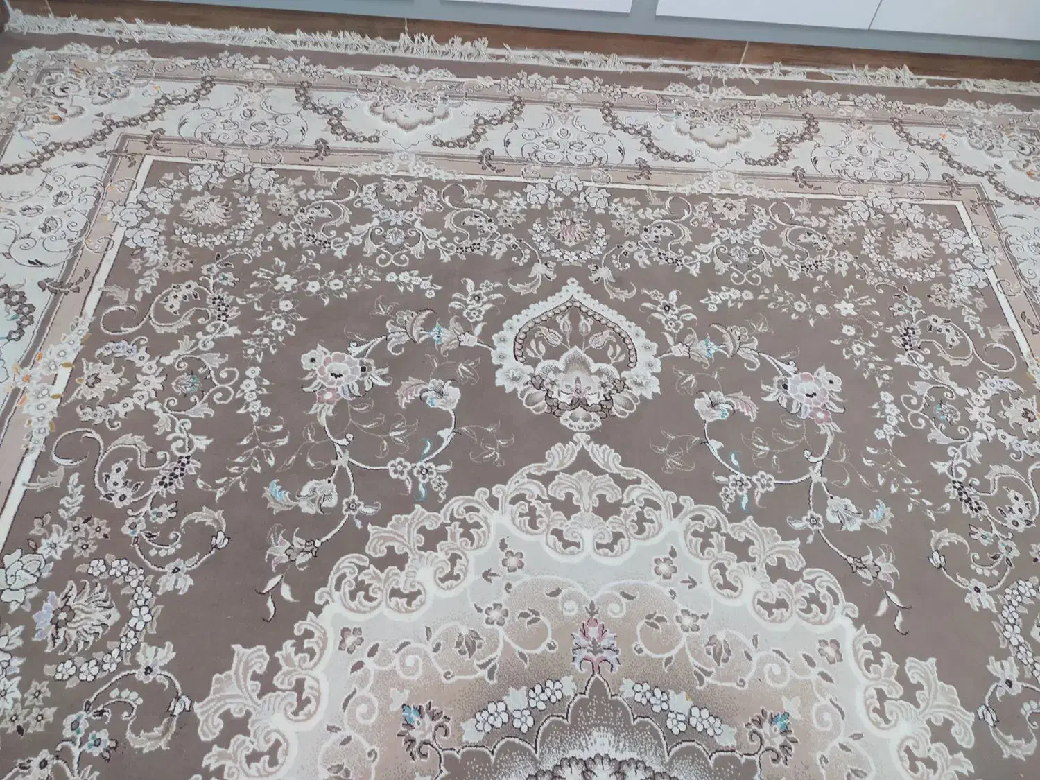 فرش کار کرده|فرش|فردوس (خراسان), |دیوار