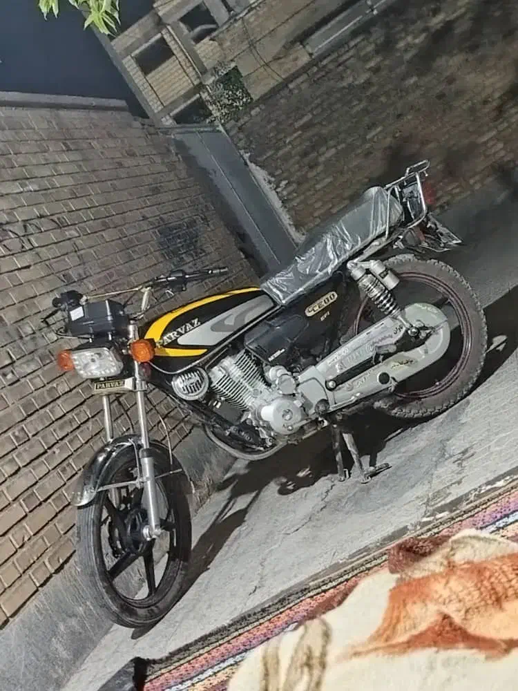 موتور سیکلت مدل 1402|موتورسیکلت|لردگان, |دیوار