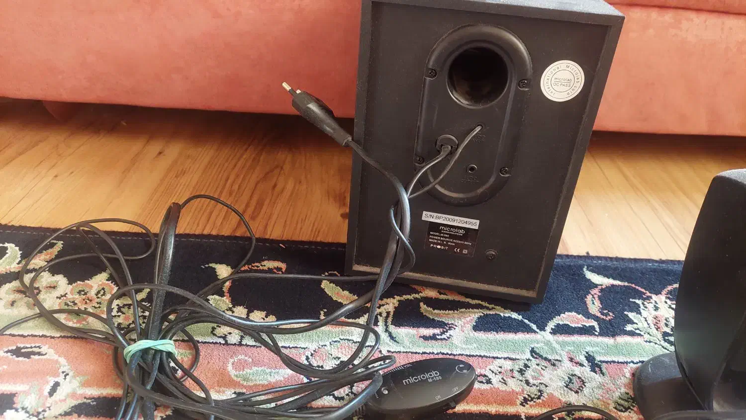 فروش اسپیکرودوعددباندمیکرولب اصل|قطعات و لوازم جانبی رایانه|شیراز, فرهنگ شهر|دیوار