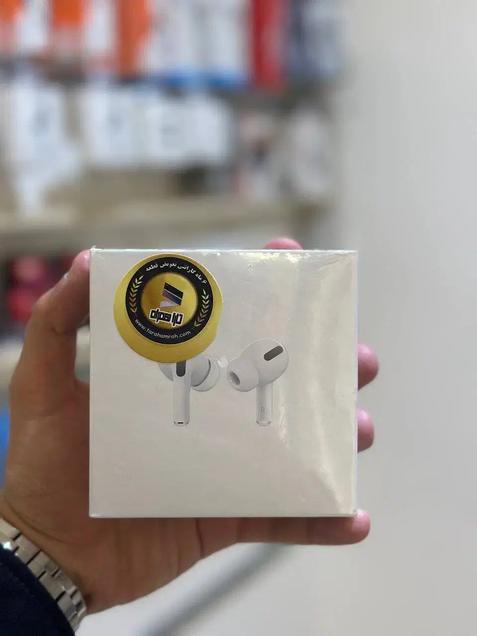 ایرپاد پرو و ایرپاد پرو ۲ ایفون گارانتی دار|لوازم جانبی موبایل و تبلت|اردبیل, |دیوار