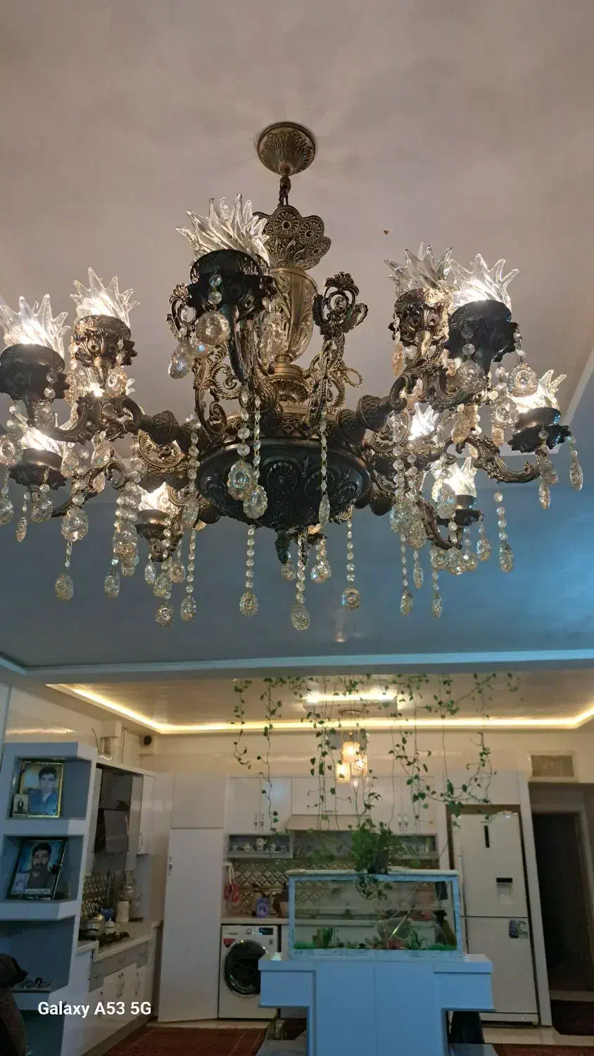 لوستر|لوستر و چراغ آویز|تربتحیدریه, شهرک ولیعصر|دیوار