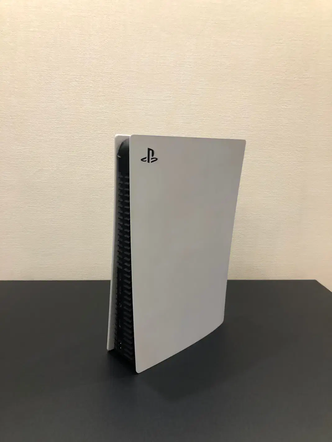PS5 یک ترابایت و کم کار|کنسول، بازی ویدئویی و آنلاین|اصفهان, وحید|دیوار