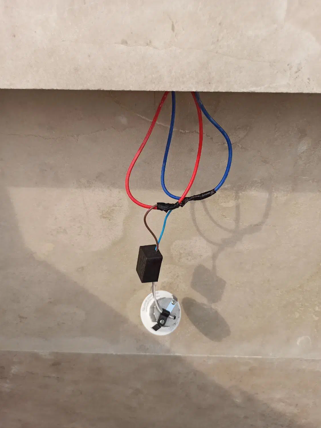 برق کاری ساختمان. و انواع نصبی جات|خدمات پیشه و مهارت|بندر کنگان, |دیوار