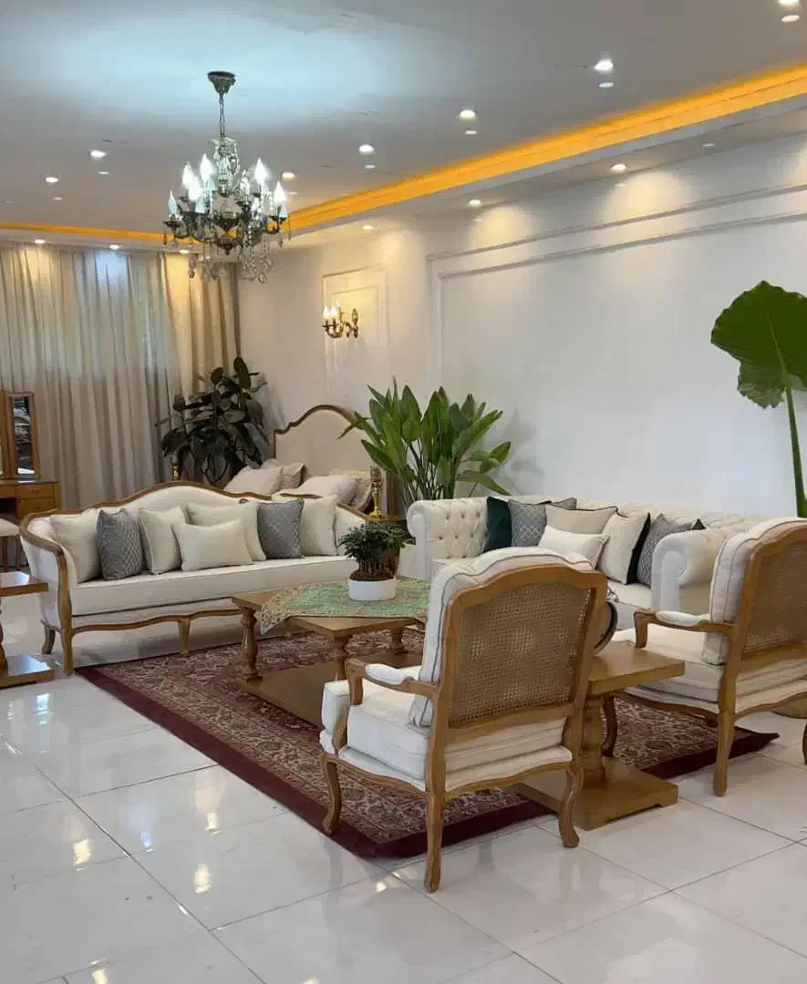 مبل کلاسیک کوین|مبلمان خانگی و میز عسلی|ایلام, |دیوار