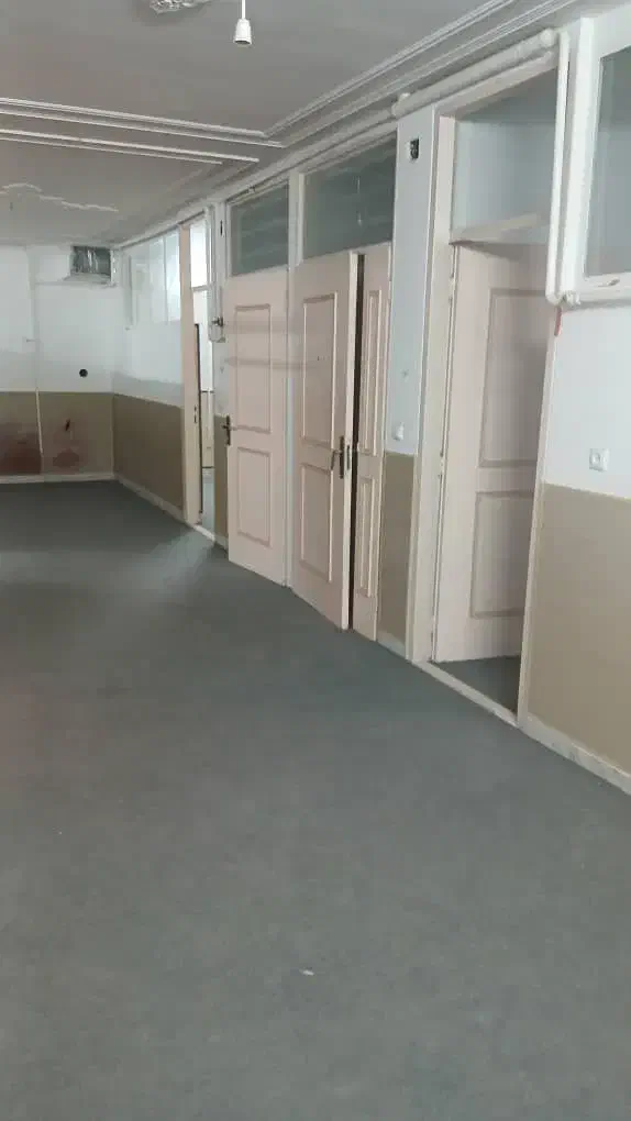 ساختمان ۶ واحدی نزدیک حرم وادارت|اجارهٔ دفتر کار، اتاق اداری، مطب|قم, باجک یک|دیوار