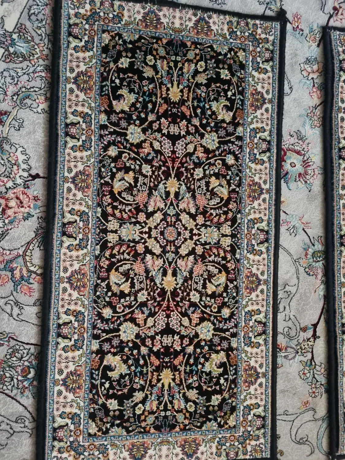 پادری قالیچه|پادری|کرمانشاه, |دیوار