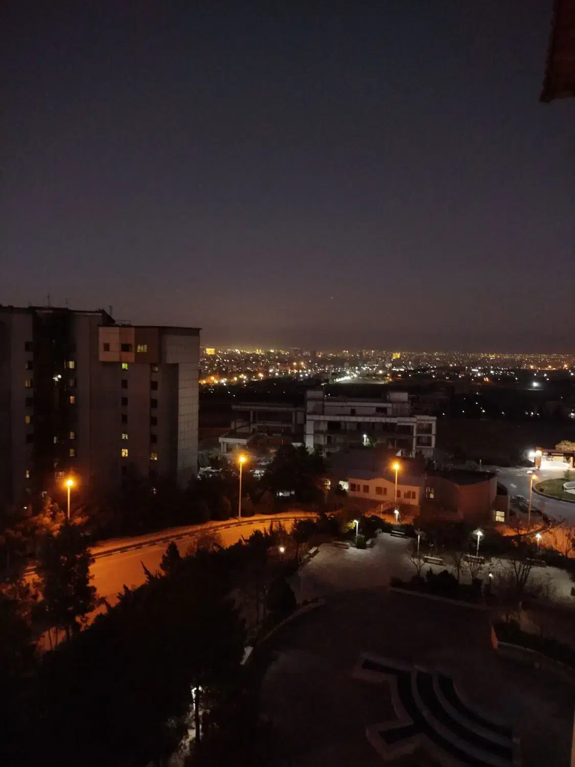 همخونه|اجارهٔ آپارتمان|مشهد, آبادگران|دیوار