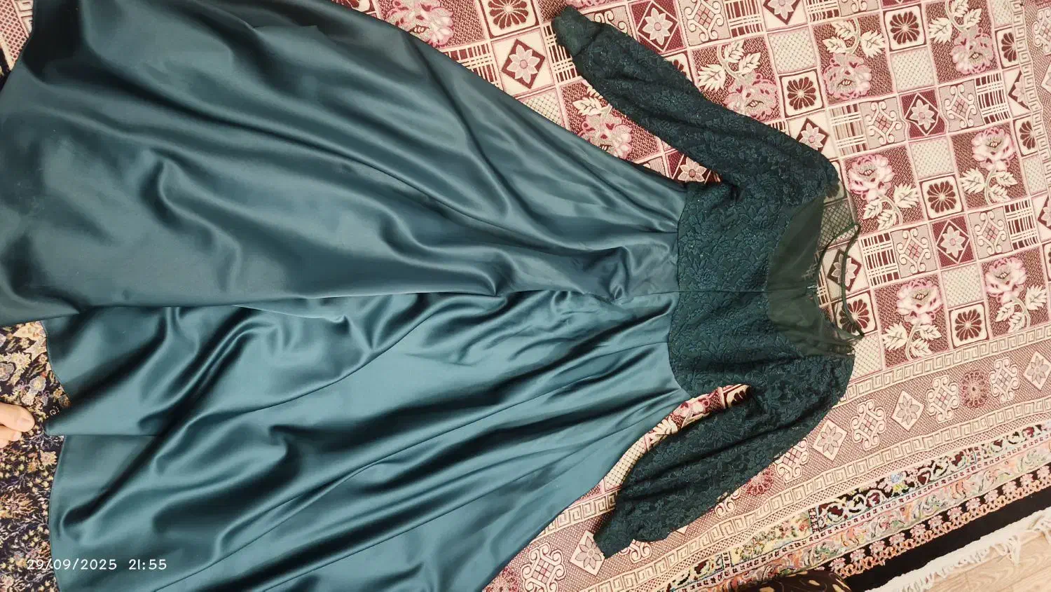 لباس مجلسی|لباس|لنجان, |دیوار