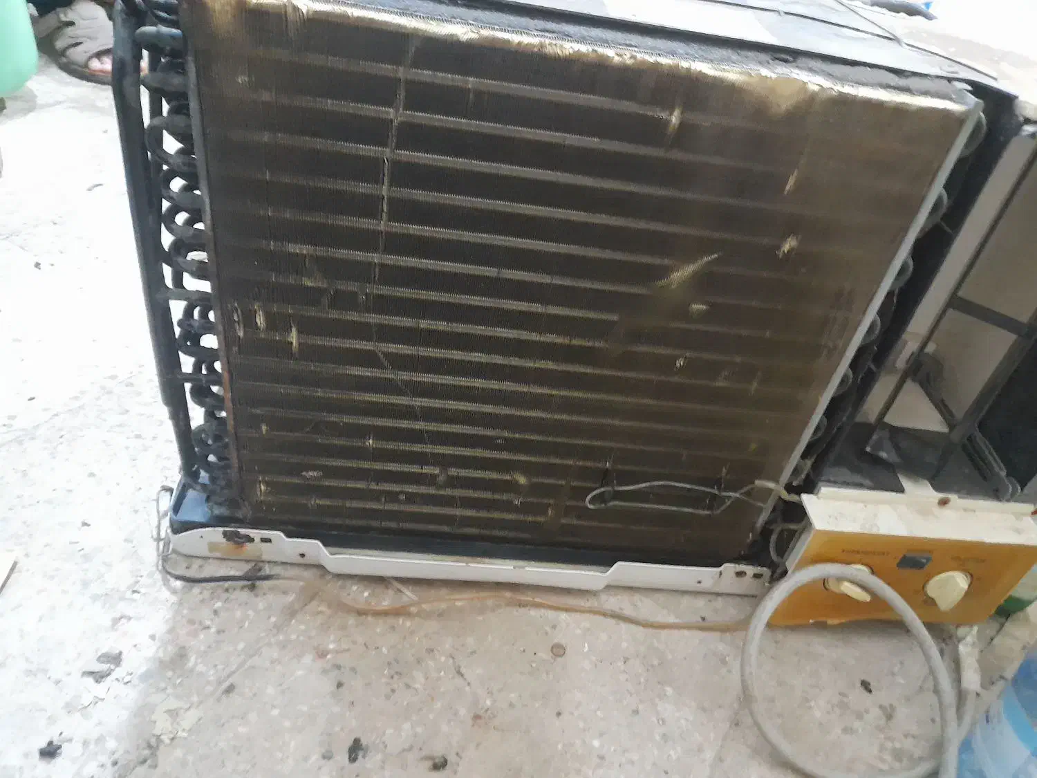 کولر پنجره ای تراست|کولر گازی و فن‌کوئل|هندیجان, |دیوار