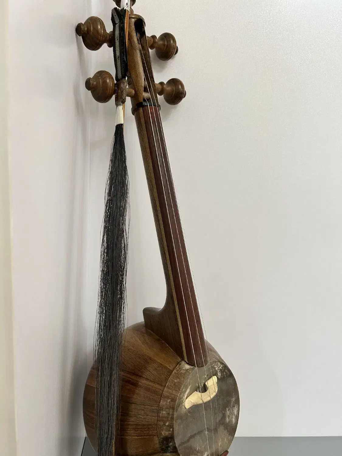 کمانچه کاسه بسته کاید|سازهای سنتی|خرمآباد, |دیوار