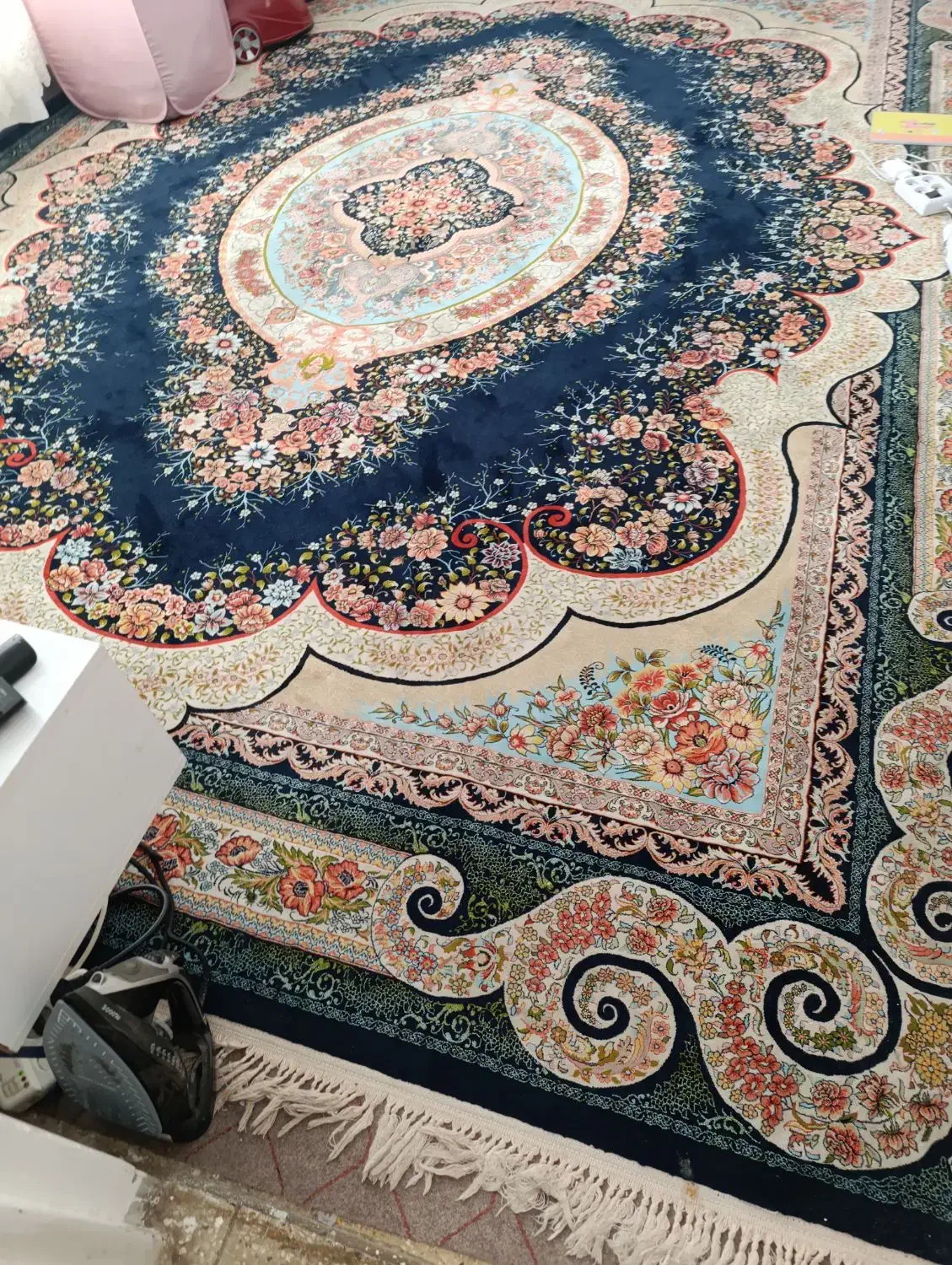 فرش|فرش|شیراز, ده پیاله|دیوار