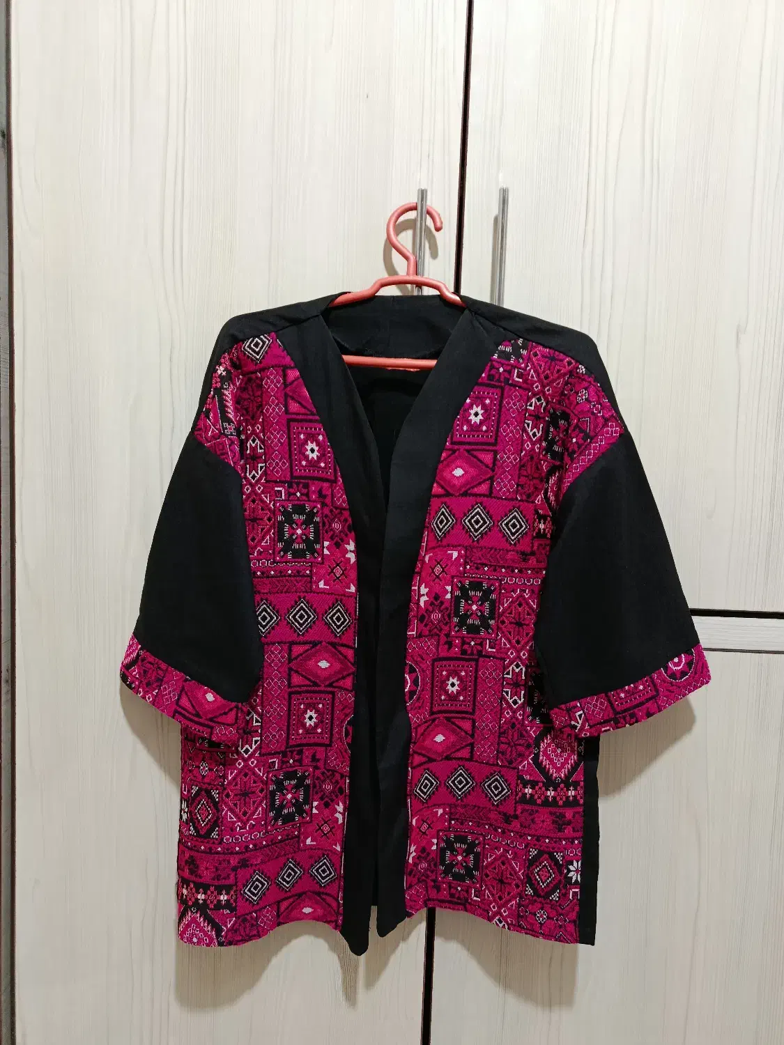 لباس|لباس|بجنورد, |دیوار