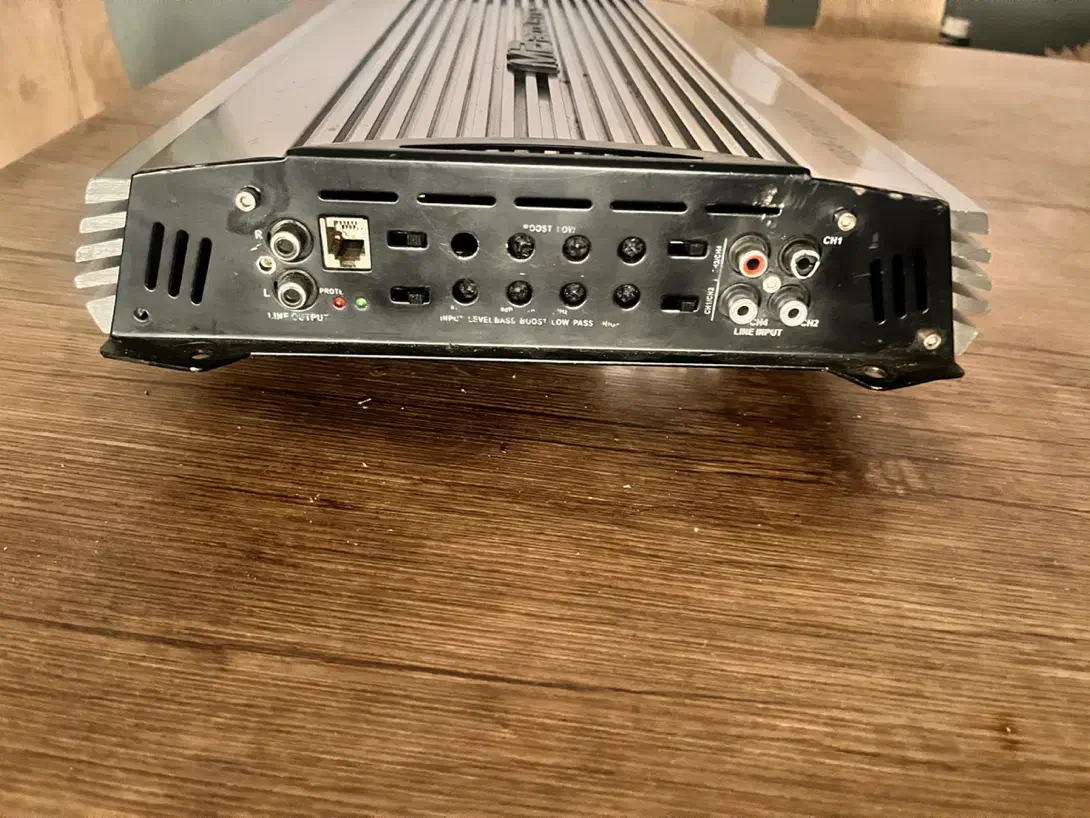 آمپلی فایر 4 کانال ام بی آکوستیک نیاز به تعمیر|صوتی و تصویری|پردیس, فاز ۱۱|دیوار