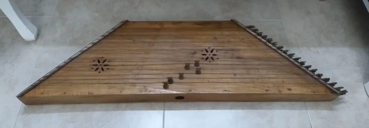 سنتور قدیمی تمام چوب|سازهای سنتی|شاهرود, |دیوار