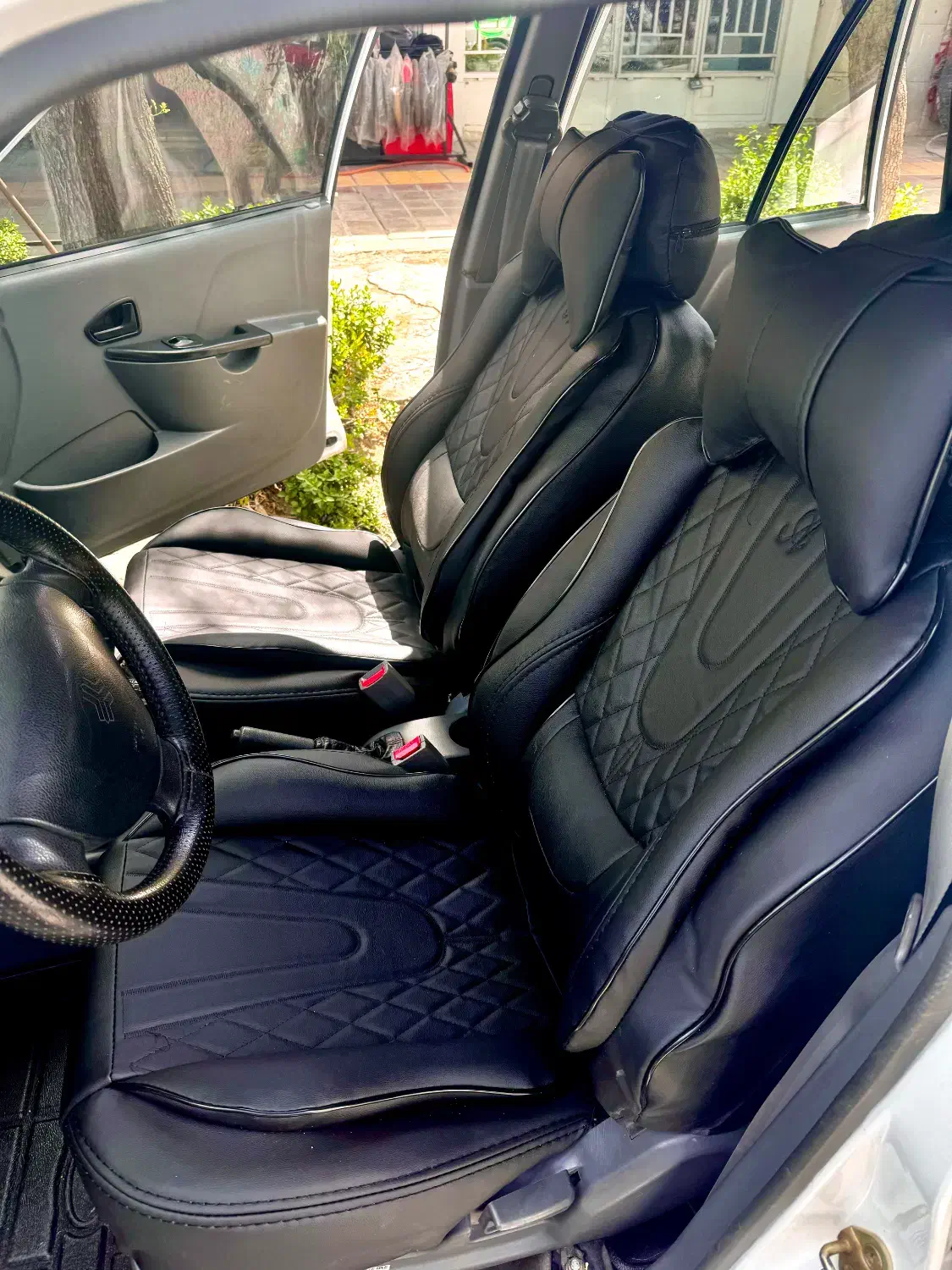 مانیتور روکش صندلی شیشه دودی|قطعات یدکی و لوازم جانبی|اصفهان, هفتون|دیوار