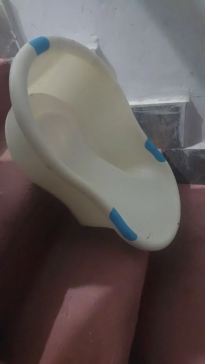 وان حمام نوزاد|اسباب و اثاث بچه|مشهد, ادیب نیشابوری (شهرک غرب)|دیوار