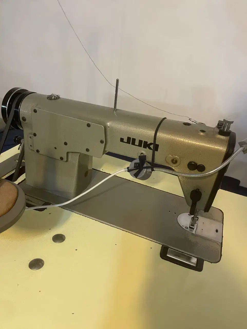 فروش کلی یا تکی تمامی تجهیزات تولیدی پوشاک|چرخ خیاطی و ریسندگی|آباده, |دیوار