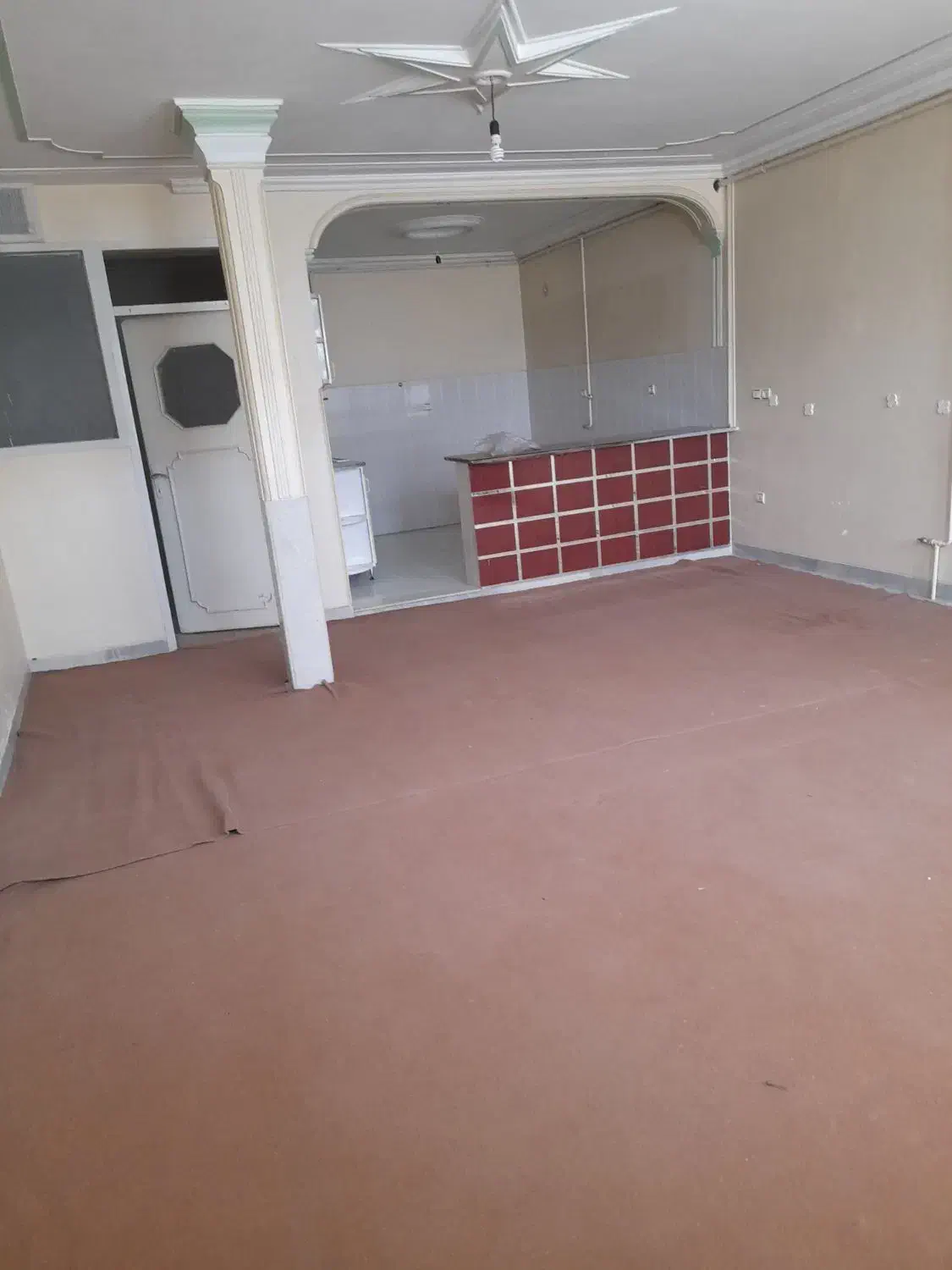 دفتر کار|اجارهٔ دفتر کار، اتاق اداری، مطب|همدان, |دیوار