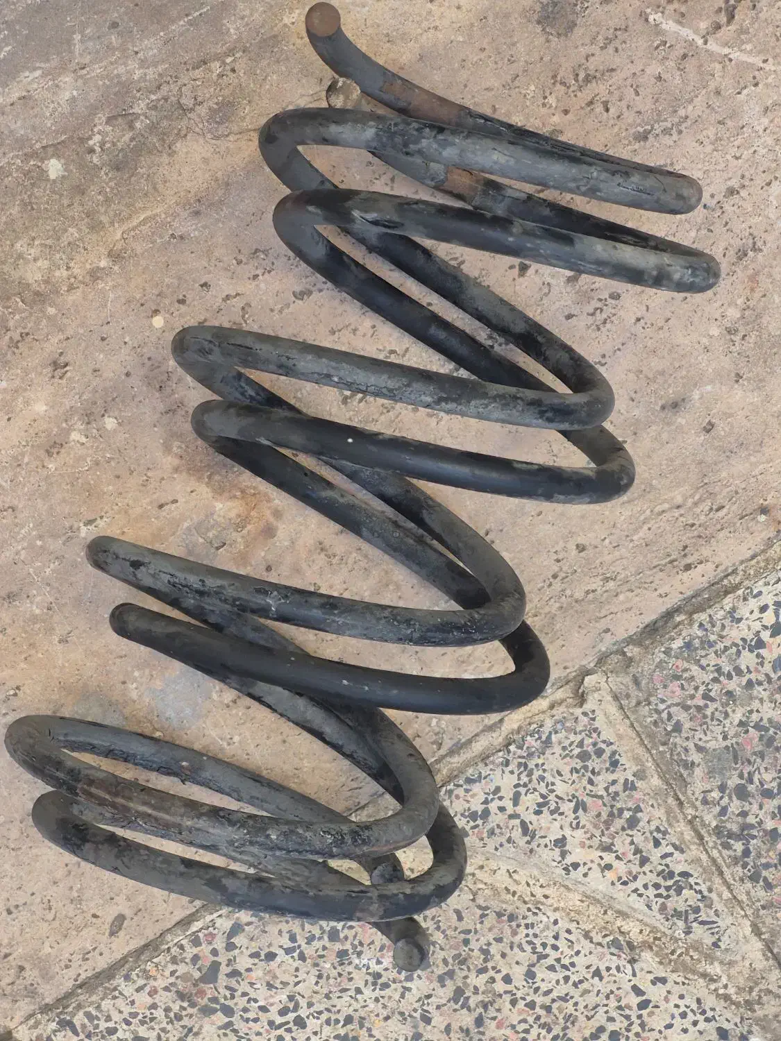 کمک فنر خانواده پژو|قطعات یدکی و لوازم جانبی|فردیس, طالقانی|دیوار