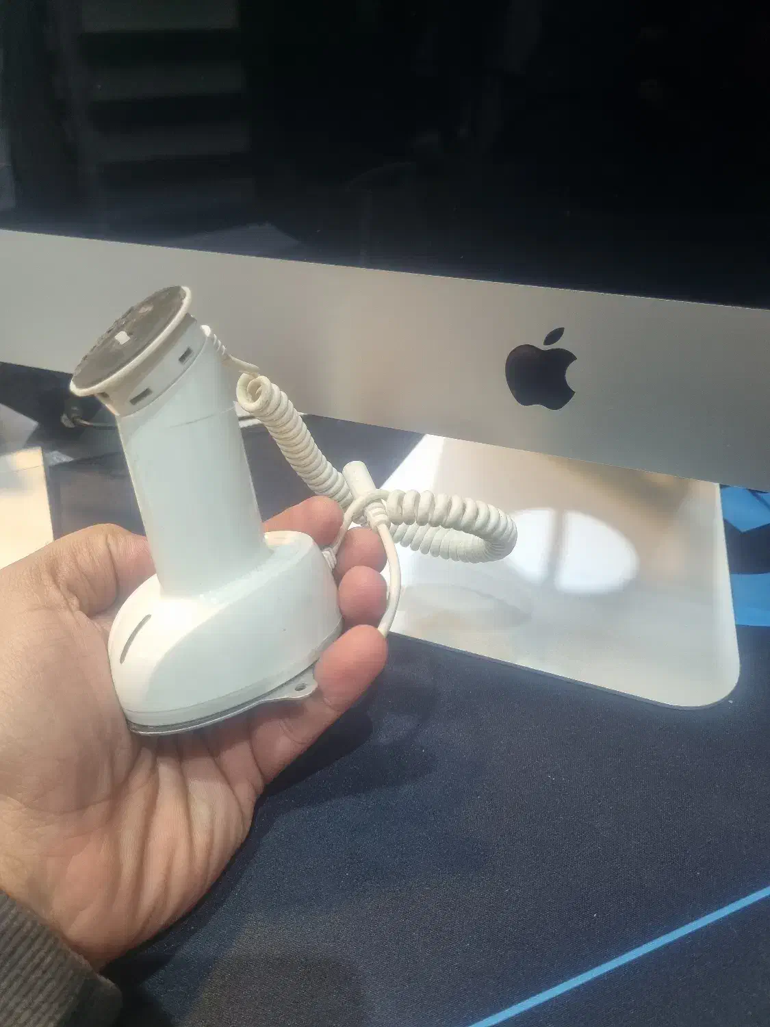 پایه موبایل ، استند موبایل ضد سرقت ، دزدگیر موبایل|لوازم جانبی موبایل و تبلت|ری, اقدسیه|دیوار