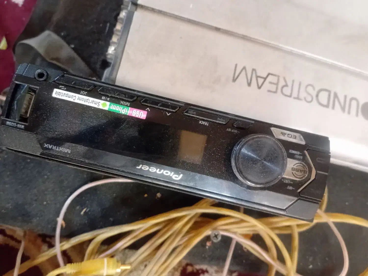 سیستم حرفه ای|قطعات یدکی و لوازم جانبی|کاشان, میدان کهنه|دیوار