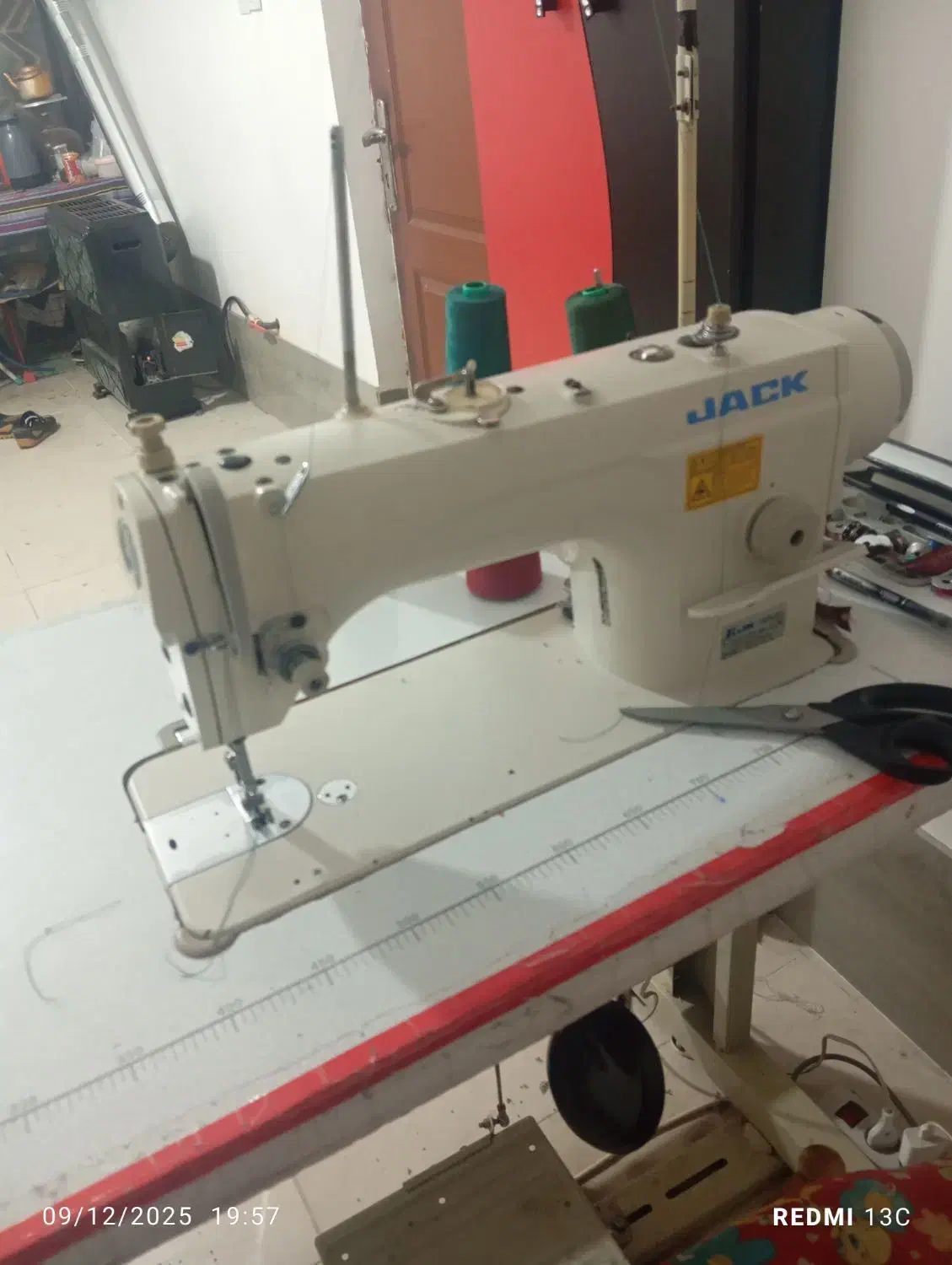 چرخ خیاطی راسته دوز دینام سرخود مدل جک|لوازم خیاطی و بافتنی|تبریز, |دیوار