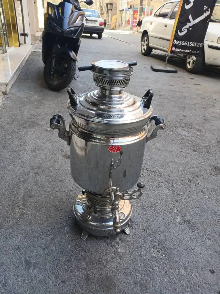 سماور 12 لیتری پایه نفتی امین نسب تبریز|سماور، چای‌ساز، قهوه‌ساز|قدس, شهر‌قدس|دیوار