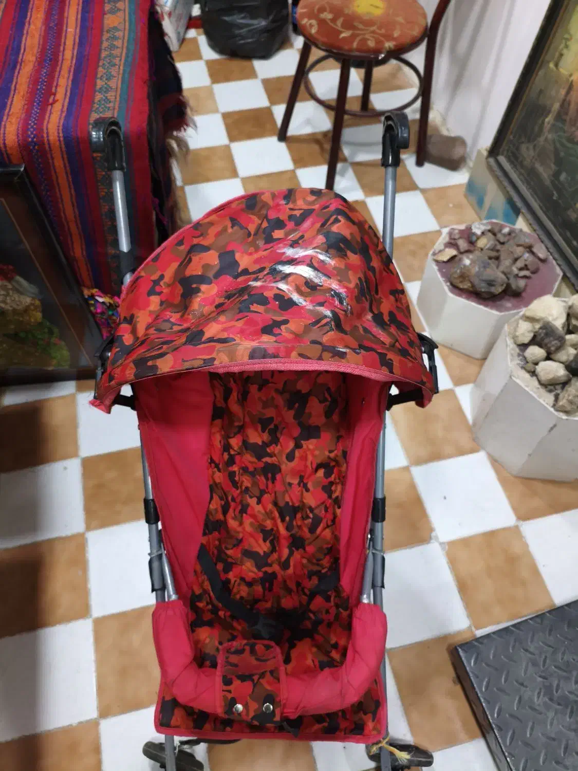 کالسکه بچه|کالسکه و لوازم جانبی|خوی, |دیوار