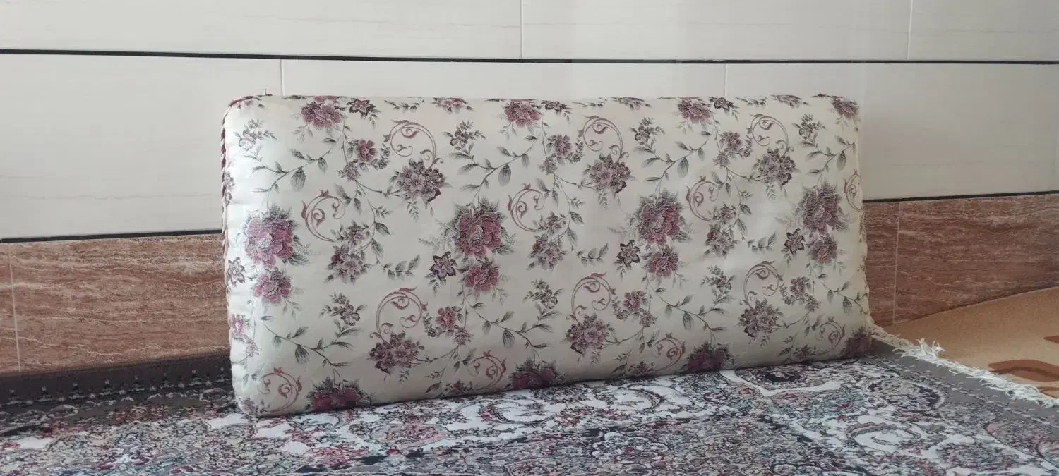 پشتی دسته دوم فروشی|پشتی|ایلام, |دیوار