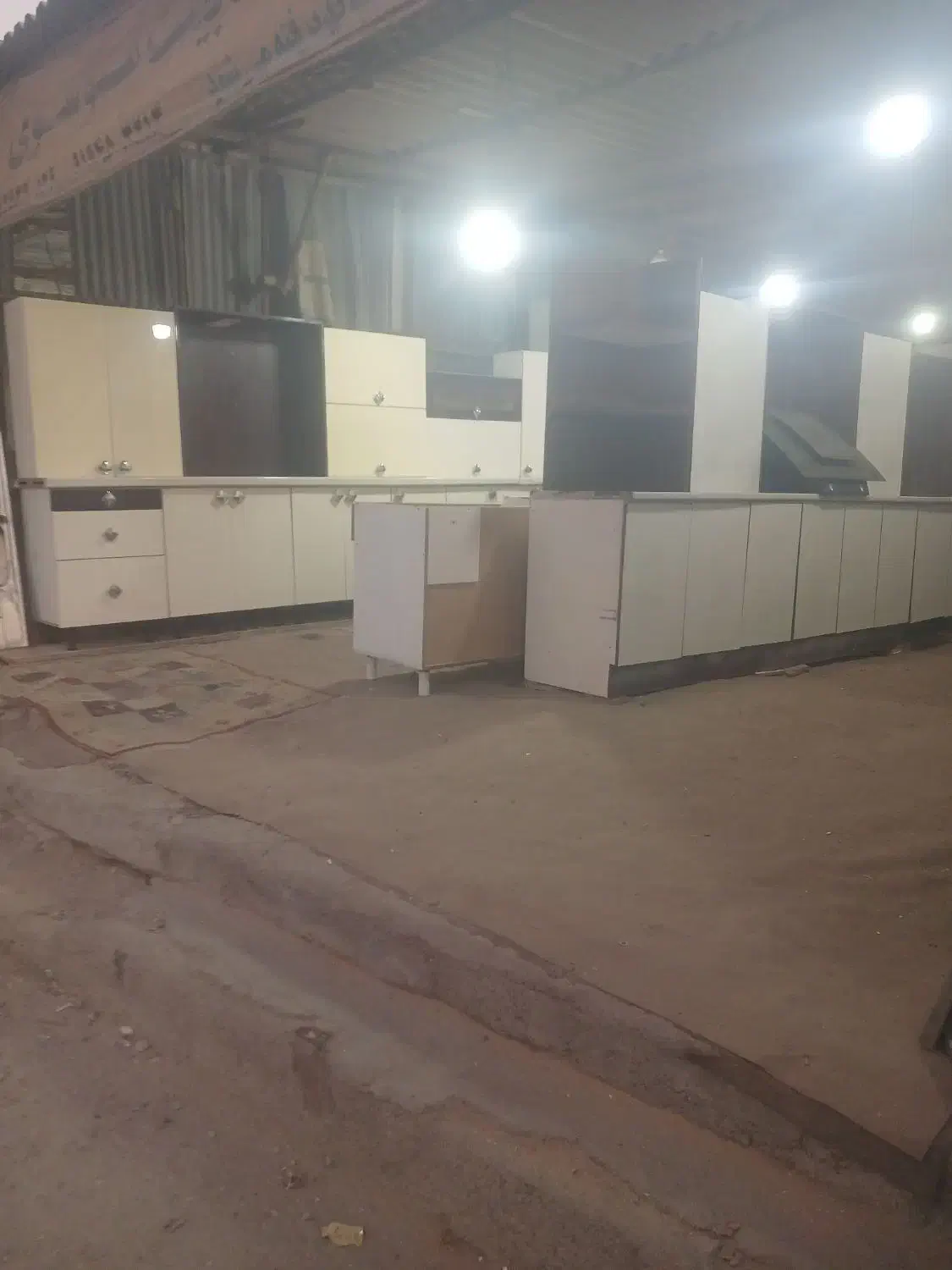 خرید کابینت دست دوم و ورق دست دوم وکیلویی وپارتیشن|خدمات پیشه و مهارت|تهران, خلازیر|دیوار