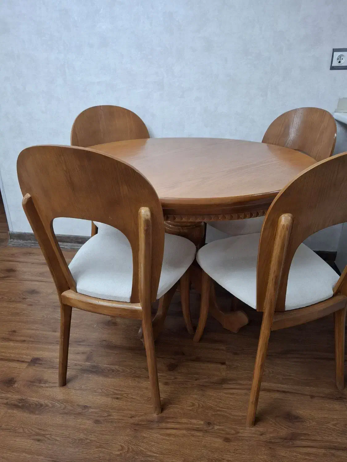 میز ناهارخوری نو نصف قیمت بازار|میز و صندلی غذاخوری|شیراز, سجادیه|دیوار