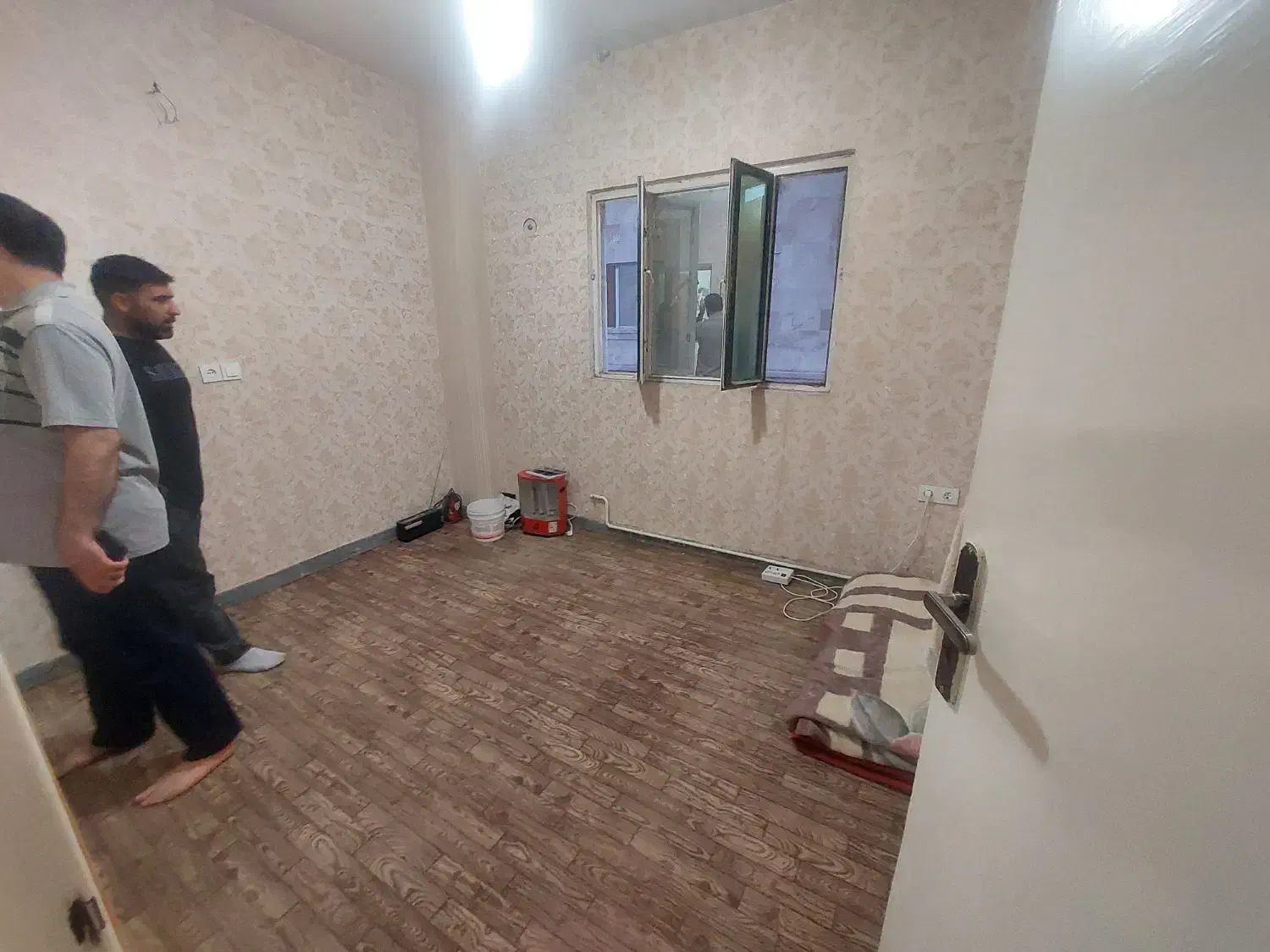 ۷۵ مدرس سند تک برگ/ هشتگرد قدیم|فروش آپارتمان|هشتگرد, شهرک ولیعصر (مصلی)|دیوار