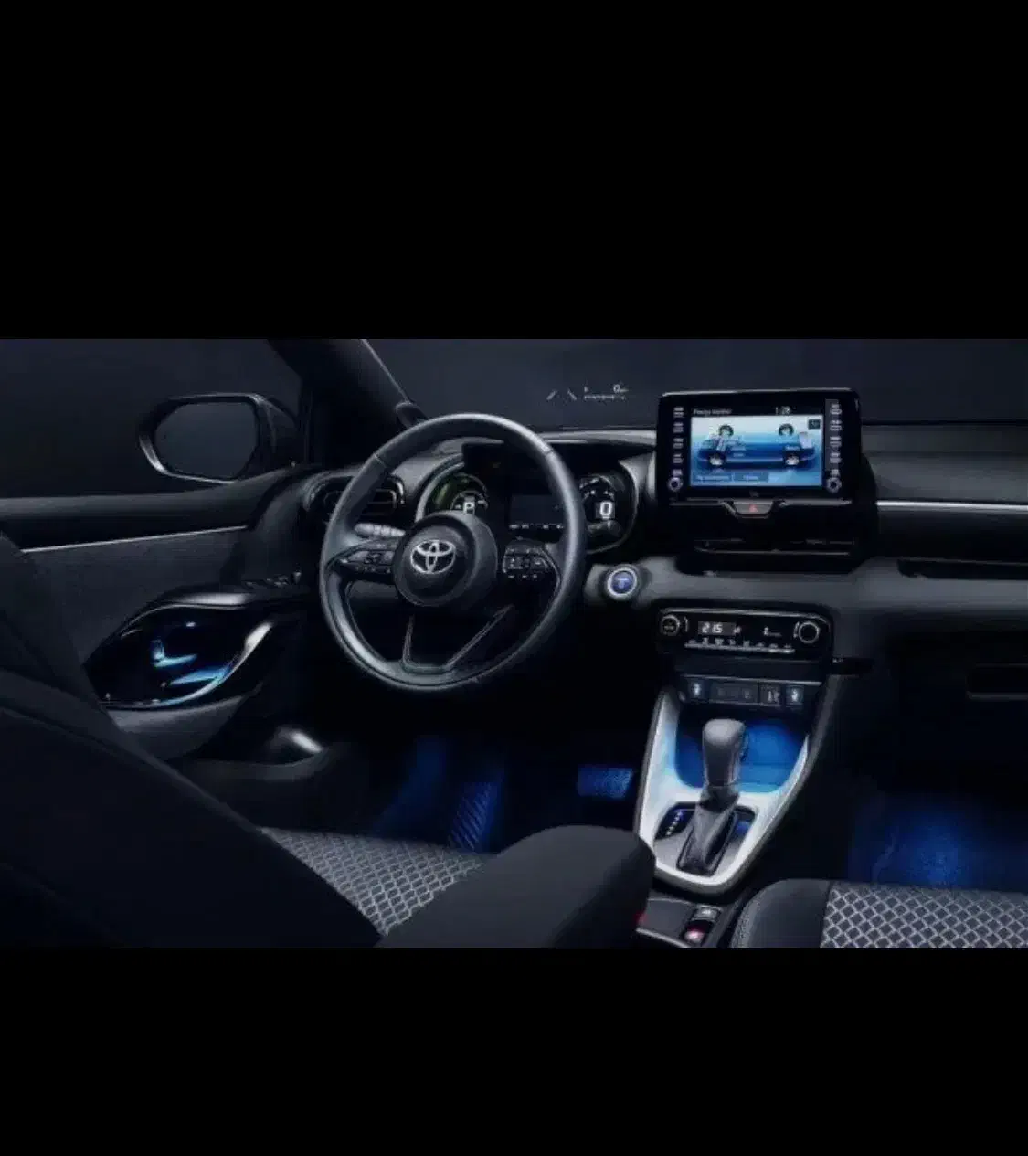 تویوتا کرولا کراس هیبرید۲۰۲۵|خودرو سواری و وانت|کازرون, |دیوار