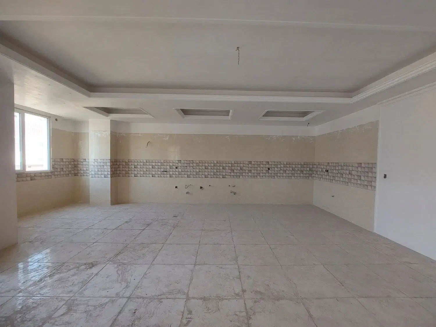 فروش اپارتمان ۱۳۷ متری صالحیه بحر ۱۰ سند ازاد|فروش آپارتمان|بهارستان, |دیوار