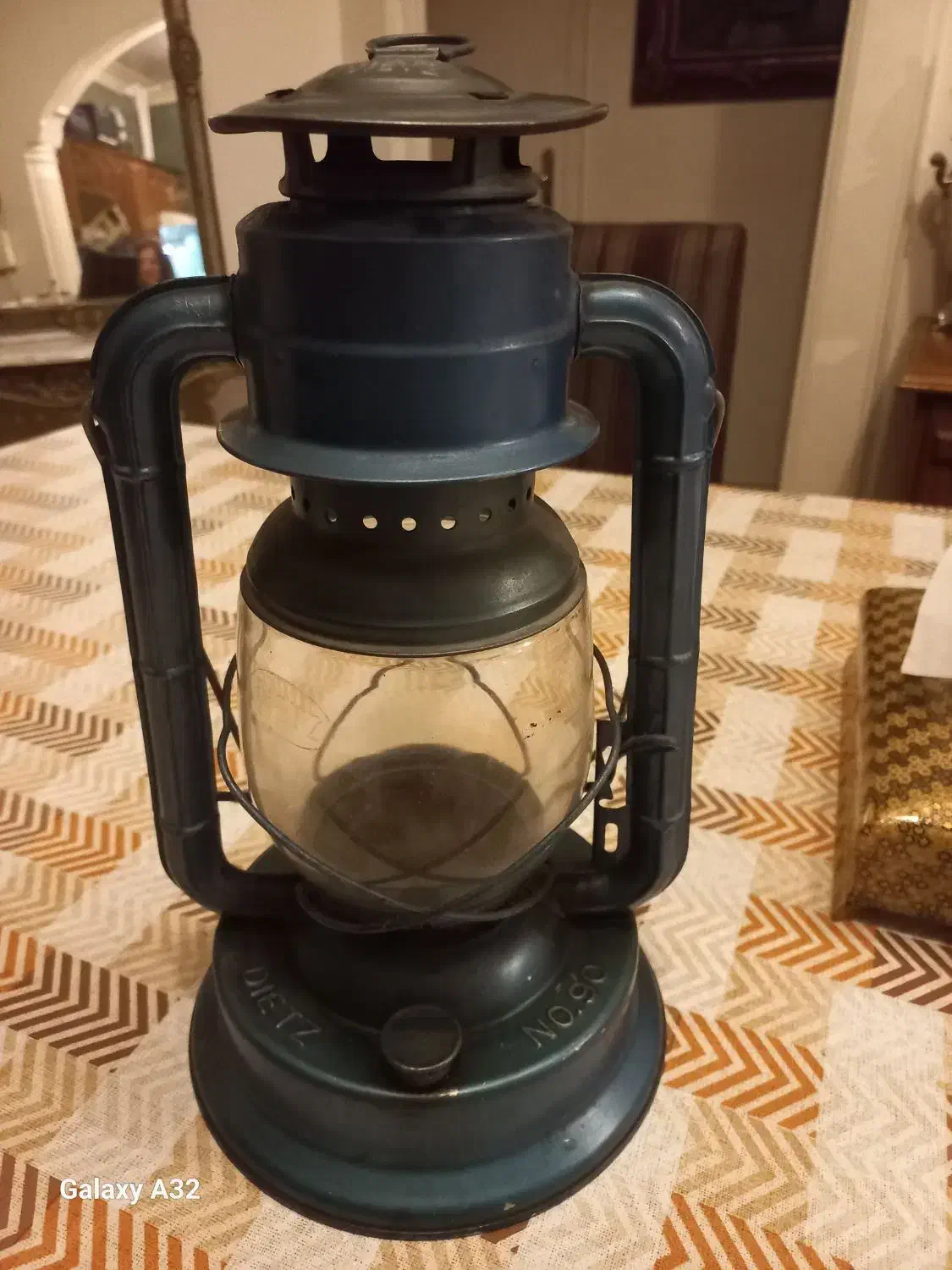 فانوس نفتی قدیمی آبی|کلکسیون اشیاء عتیقه|تهران, سید خندان (جلفا)|دیوار