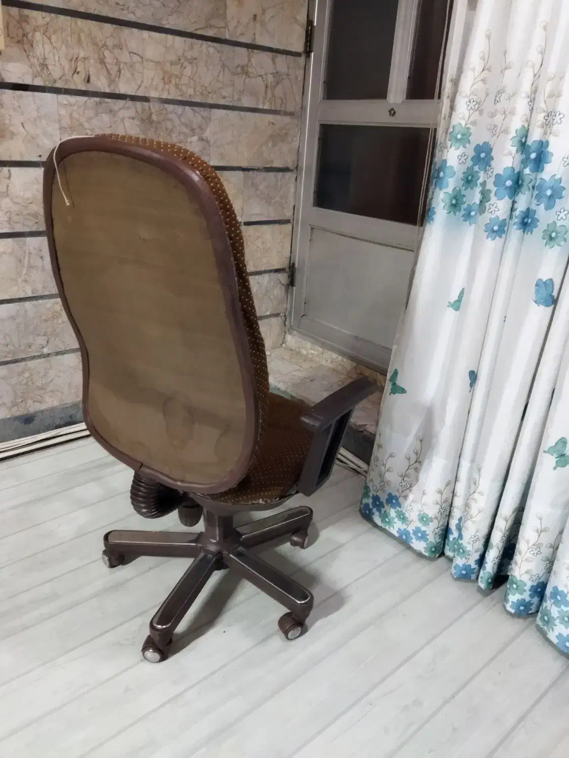 صندلی اداری|صندلی و نیمکت|مشهد, کوشش|دیوار