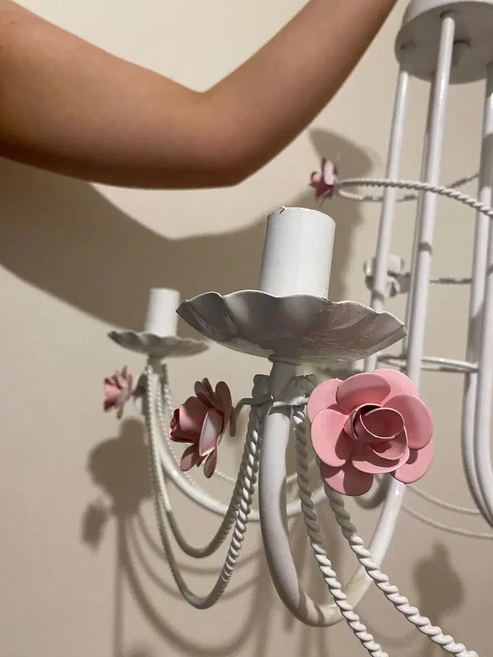 لوستر در حد نو|لوستر و چراغ آویز|پردیس, فاز ۳|دیوار