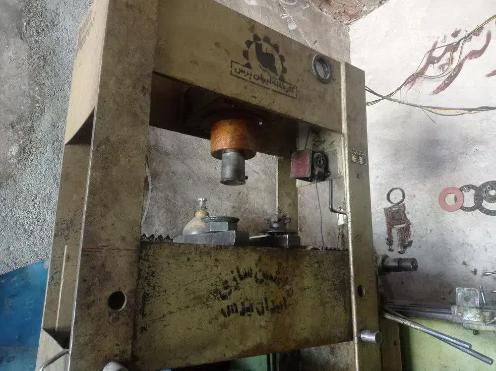 دستگاه تراش|ماشینآلات صنعتی|انگوت, |دیوار