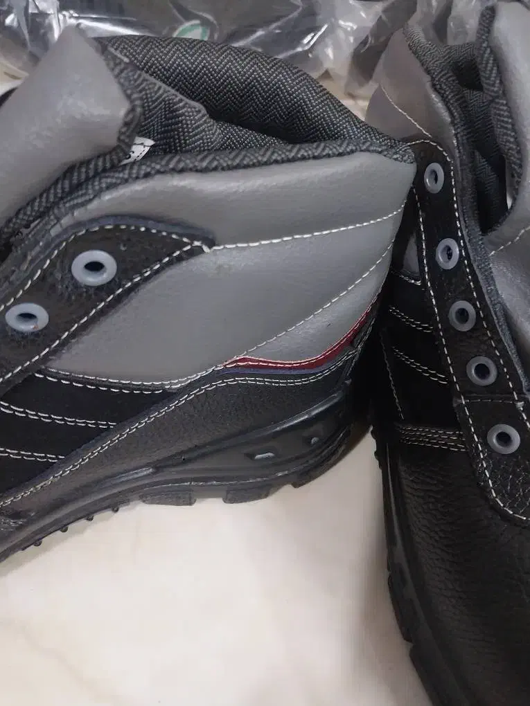 کفش کار|کیف، کفش، کمربند|قرچک, باقرآباد|دیوار