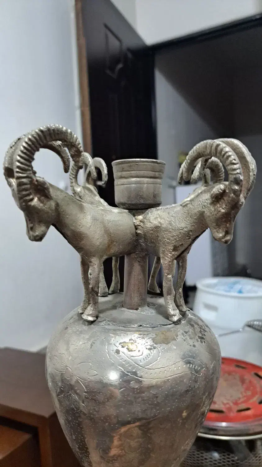 قلیان قدیمی|کلکسیون اشیاء عتیقه|ماهدشت, |دیوار