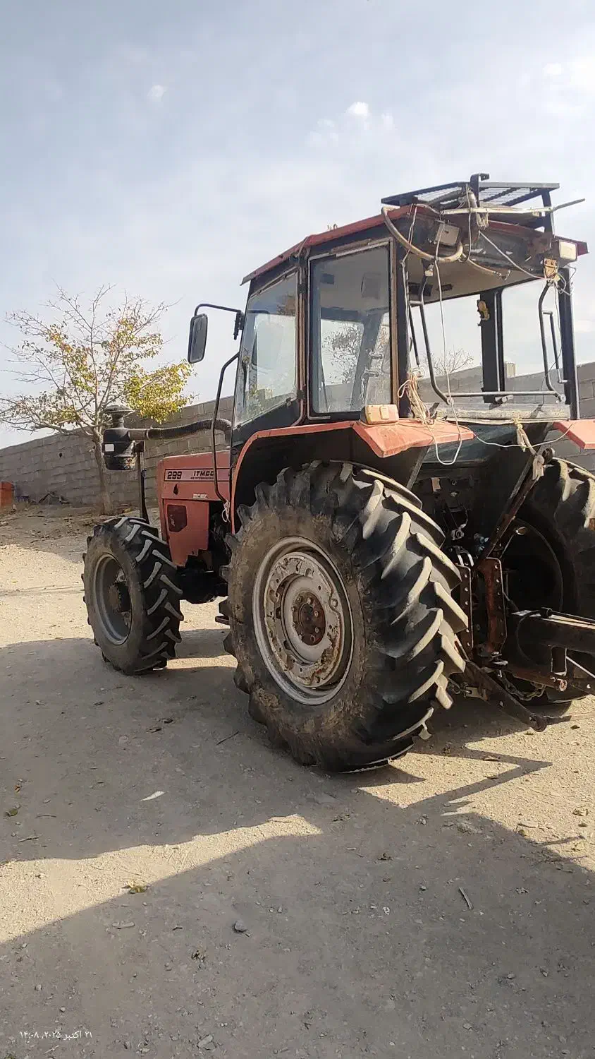 تراکتورجفت|خودرو سنگین|گلمکان, |دیوار